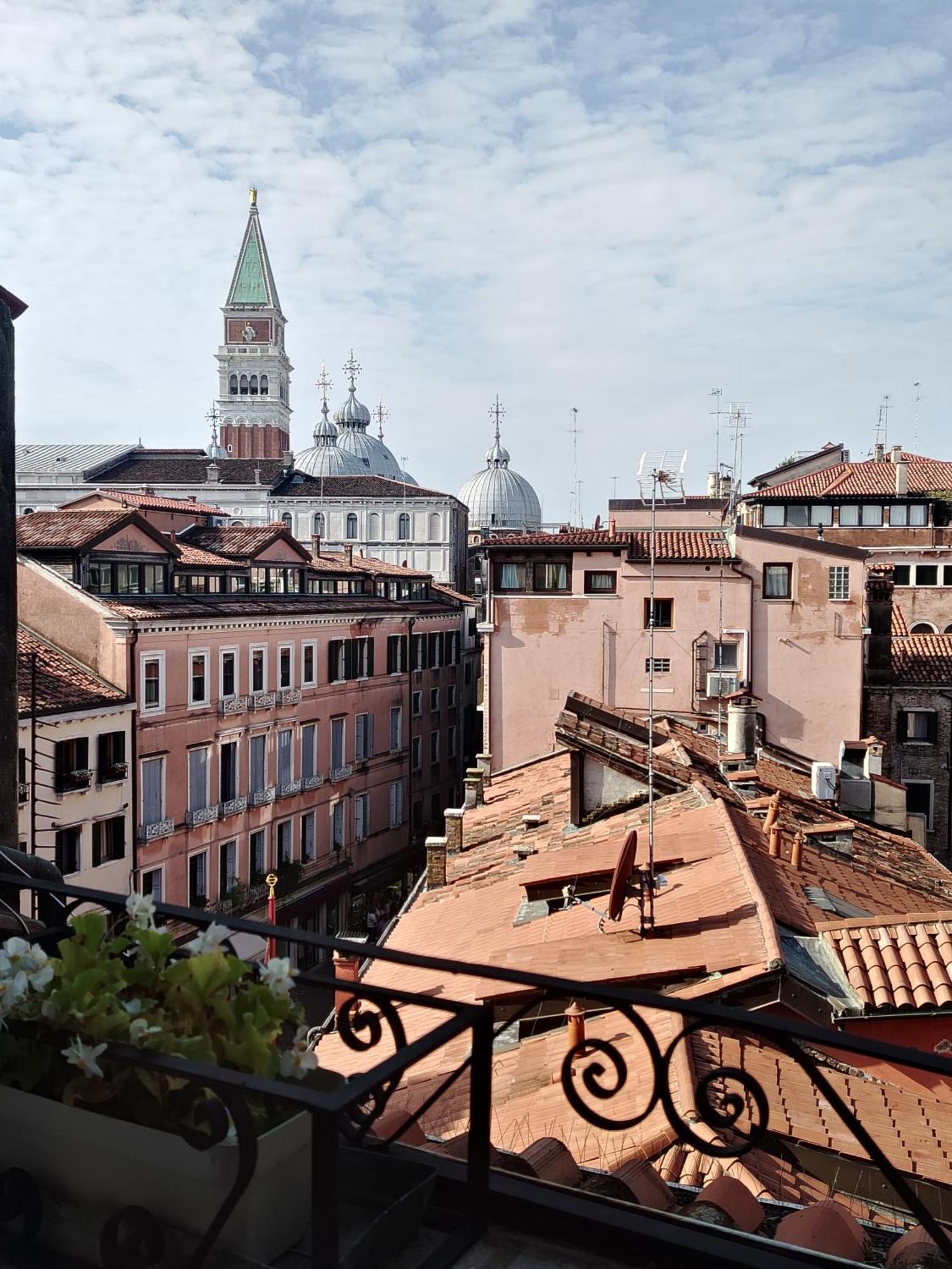 Residenza Tiziana Venezia Apartment Exterior photo