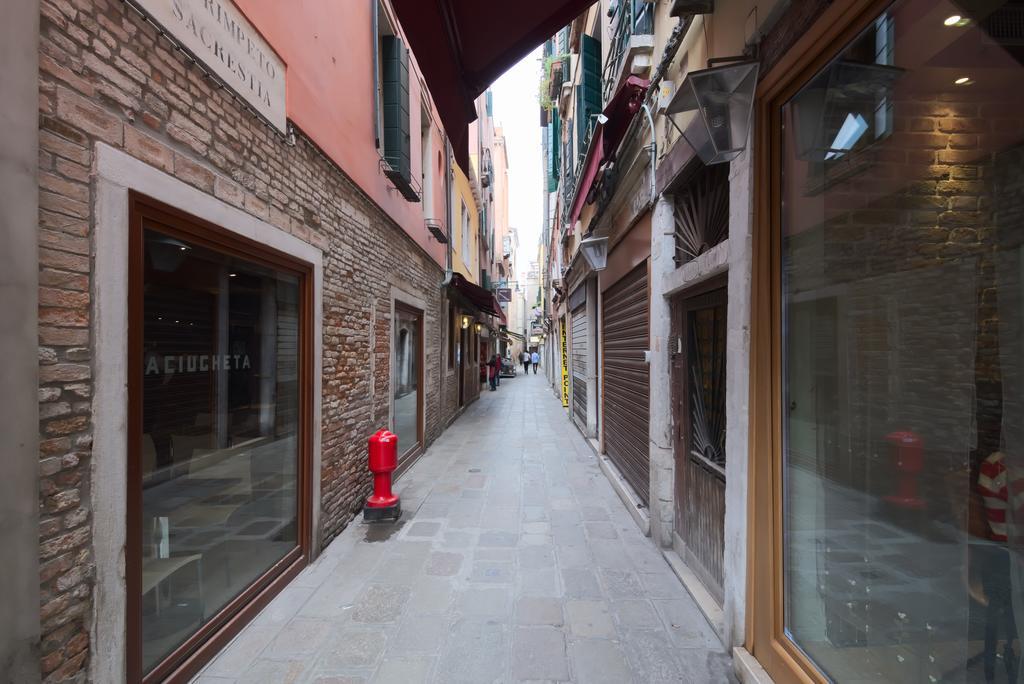 Residenza Tiziana Venezia Apartment Exterior photo